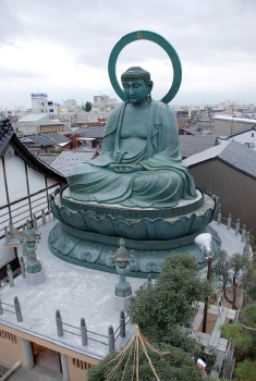 ポスターに使用した高岡大仏の写真（画像）の元データ